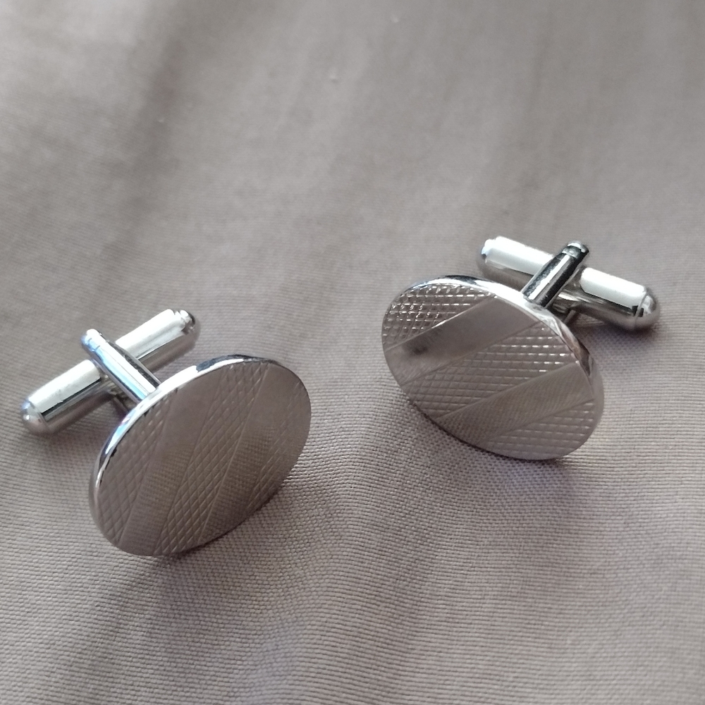 Silver platter cuff links